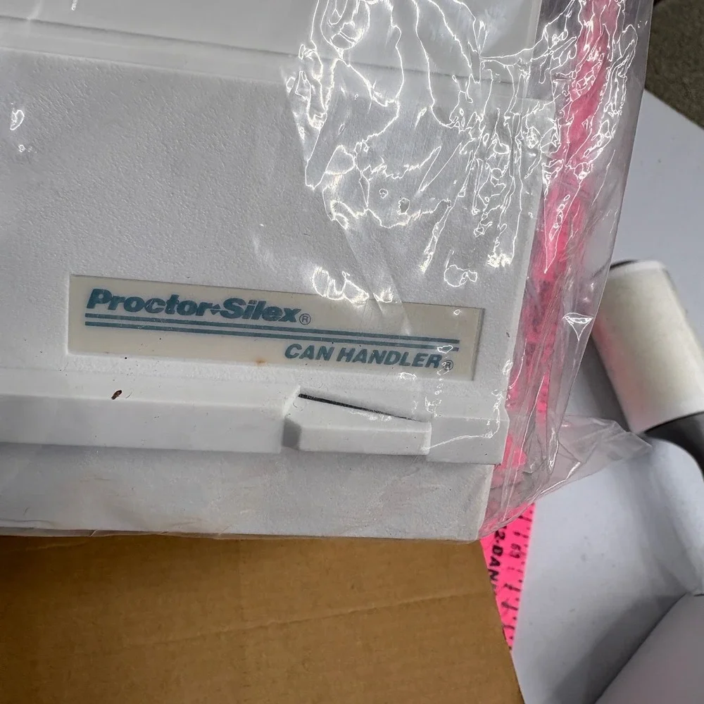 Proctor Silex Concorde Collection Under the Cabinet Can Opener‎ C4434 electric